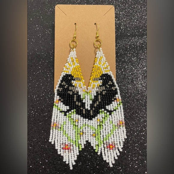 Raven Handmade Beaded Earrings - Picture 1 of 1